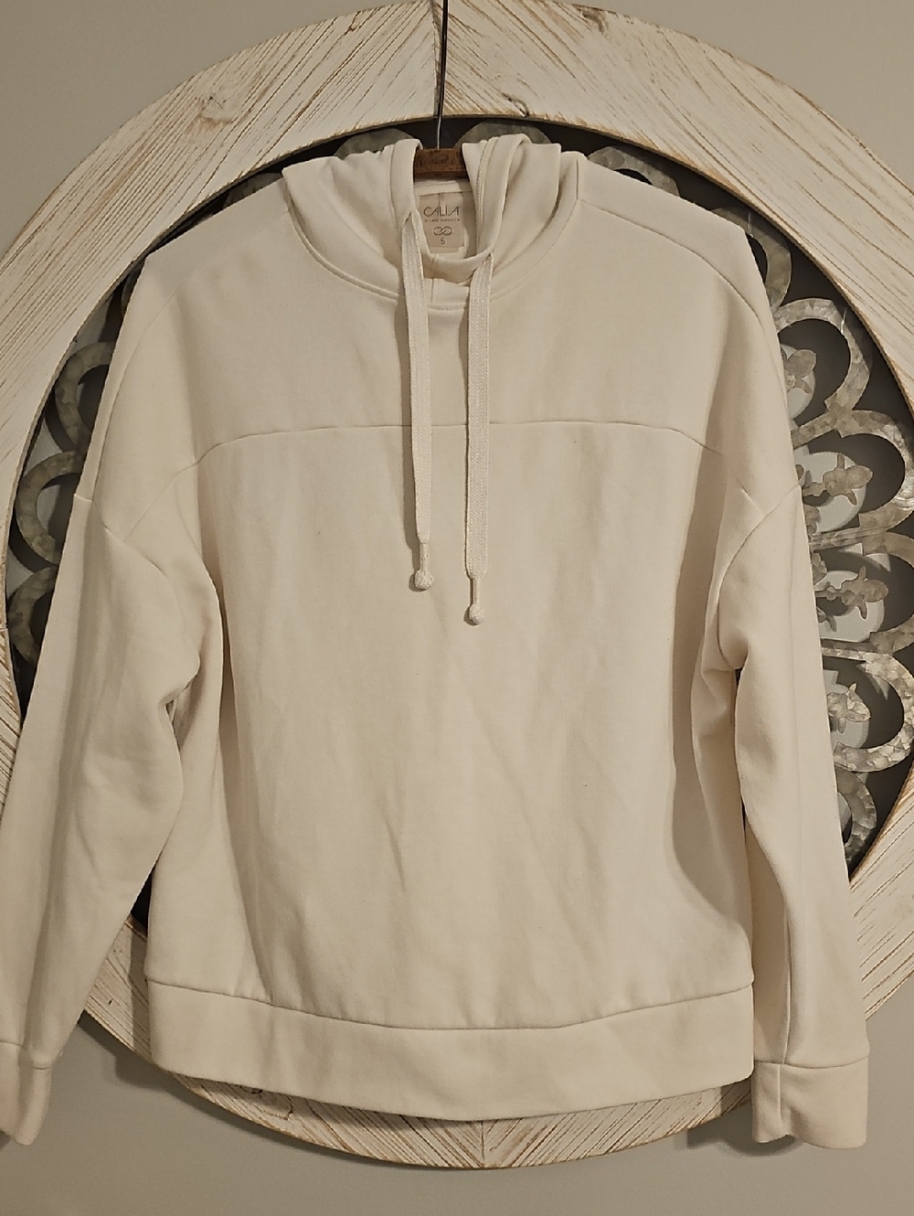 CALIA by Carrie Underwood Cream Pullover Hoodie